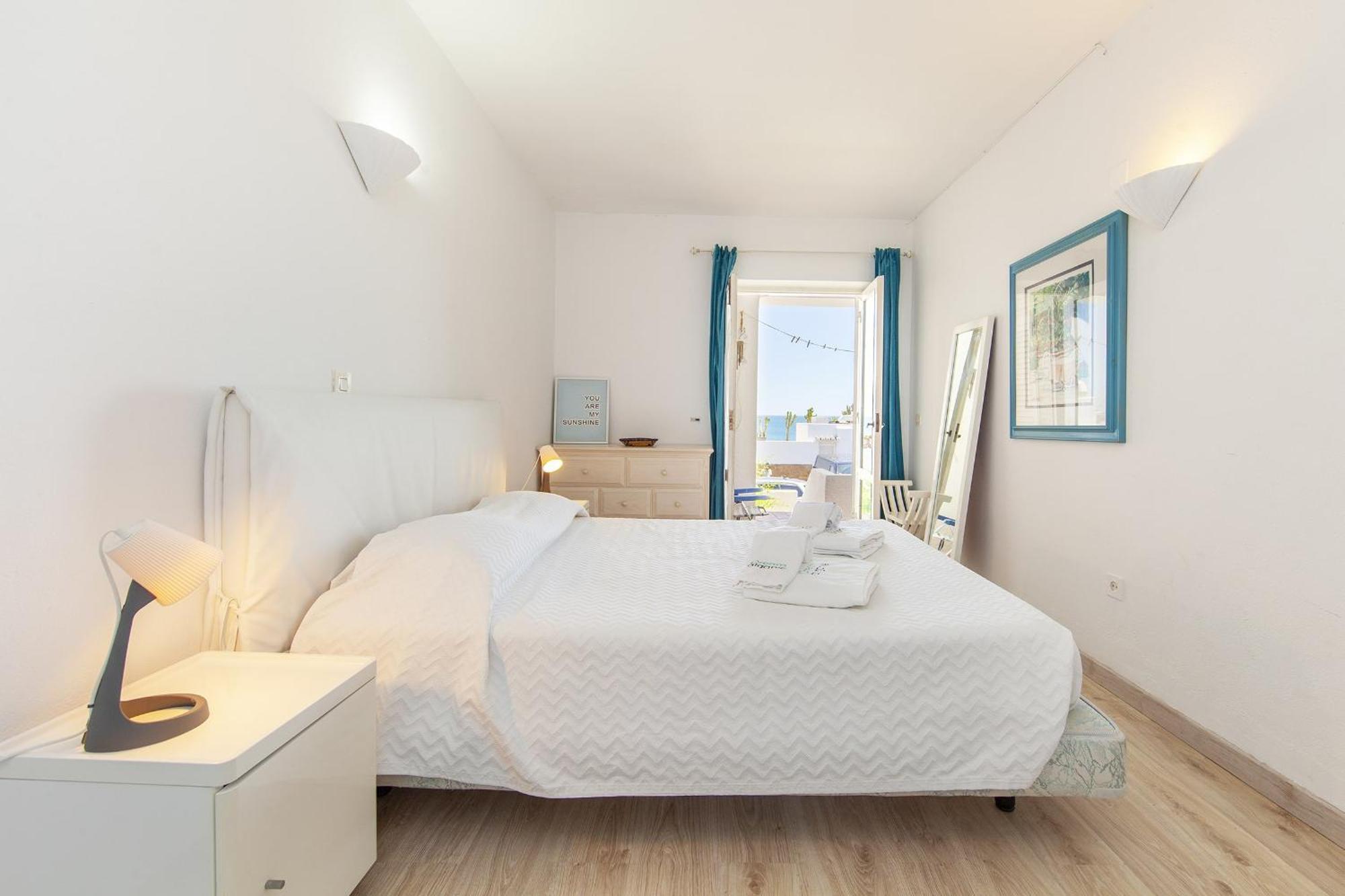C22 - Beco Do Poco Beach Townhouse In Luz エクステリア 写真