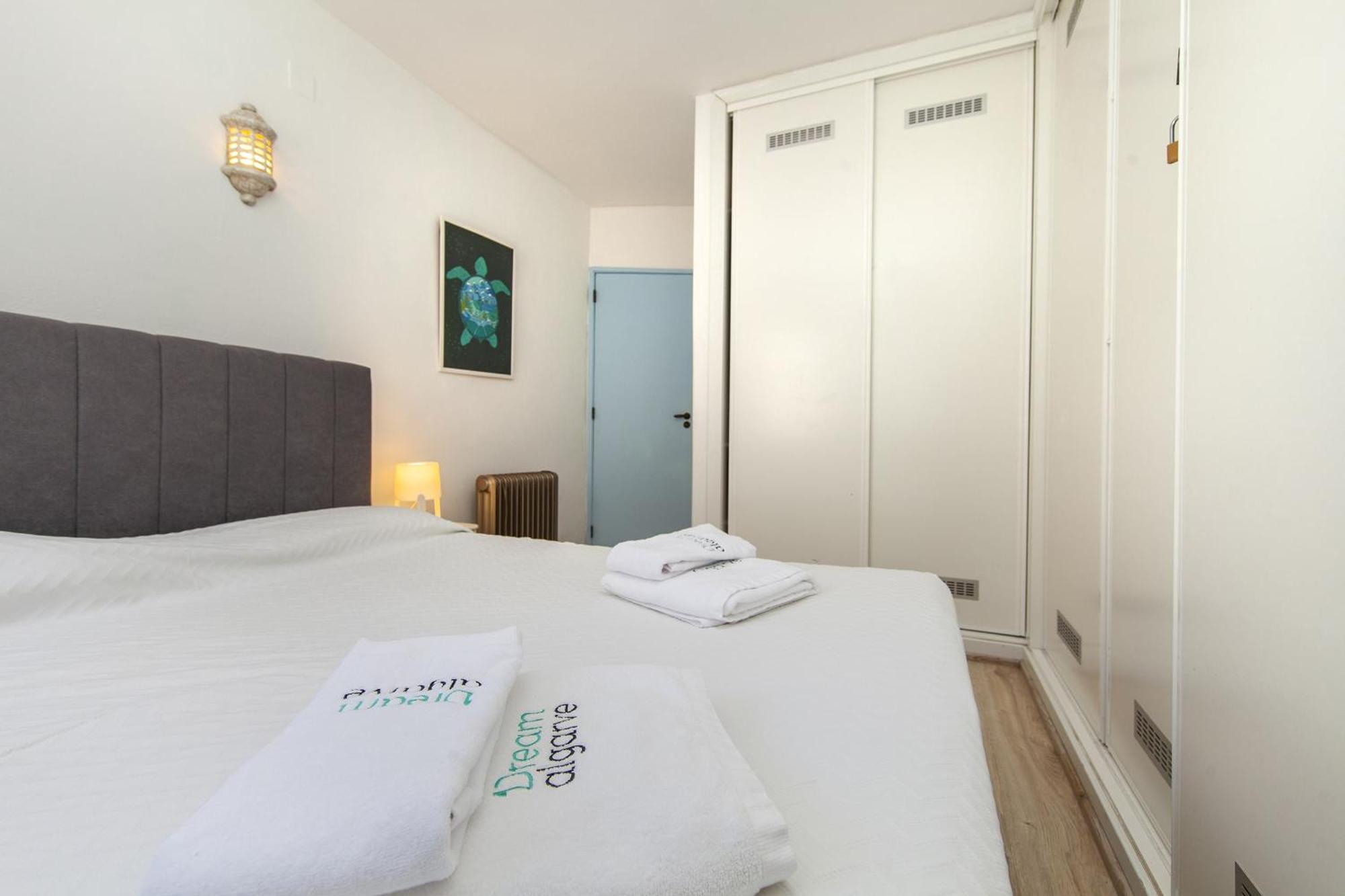 C22 - Beco Do Poco Beach Townhouse In Luz エクステリア 写真